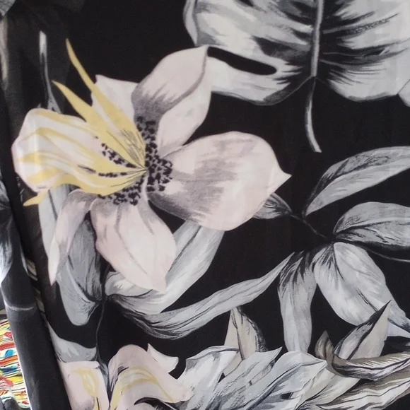 Lulu's Love Abloom Black Floral Print Lace-Up Maxi Dress Size XS - Picture 10 of 13